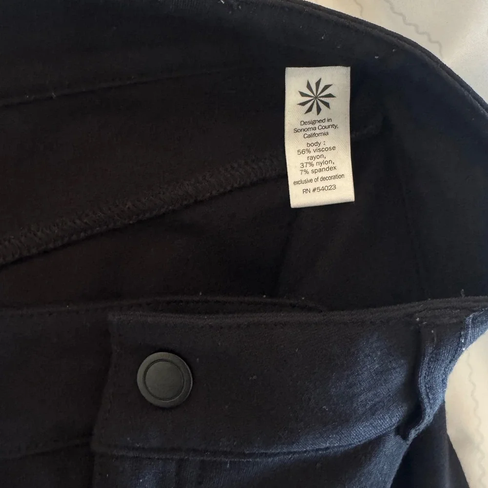 Athleta Black Wide Leg Trousers Stretch Work Travel Pants Size 2 RN 54023